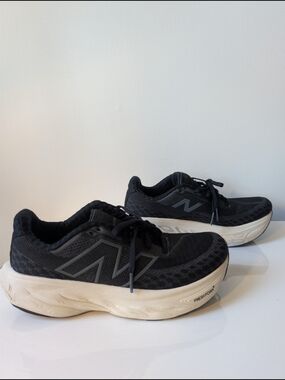 New Balance Fresh Foam X 1080 | Black/White Running Shoes | US 8